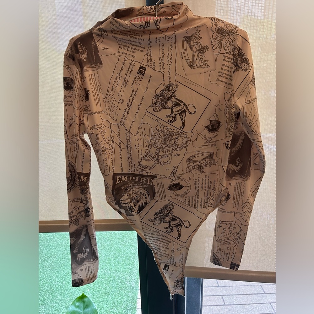 Vintage-Style Graphic Print Bodysuit | Astrology Lion Print Long Sleeve